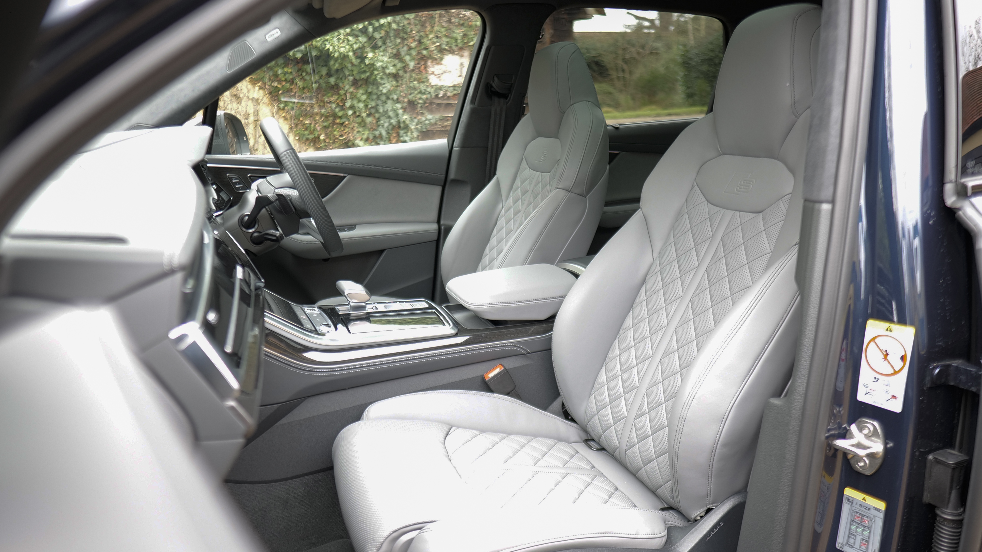 AUDI Q7 DIESEL ESTATE 3.0 TDI Quattro S Line 5dr Tiptronic